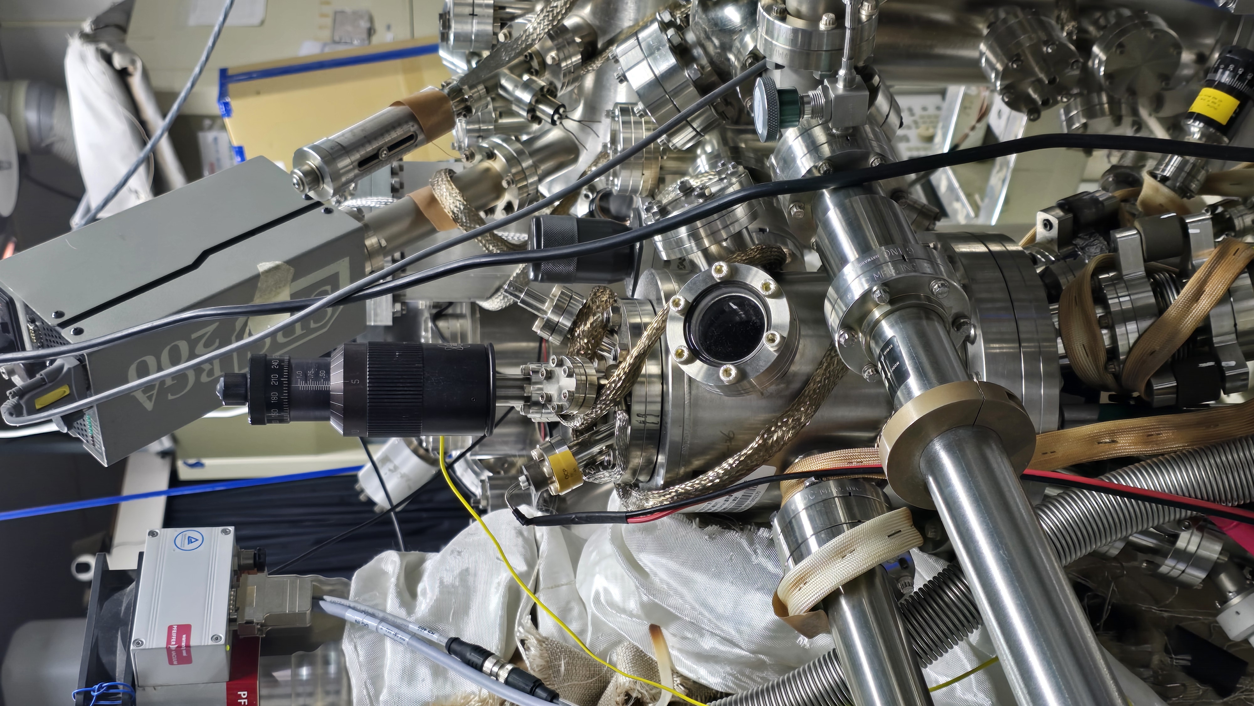RTSTM chamber with MBE2